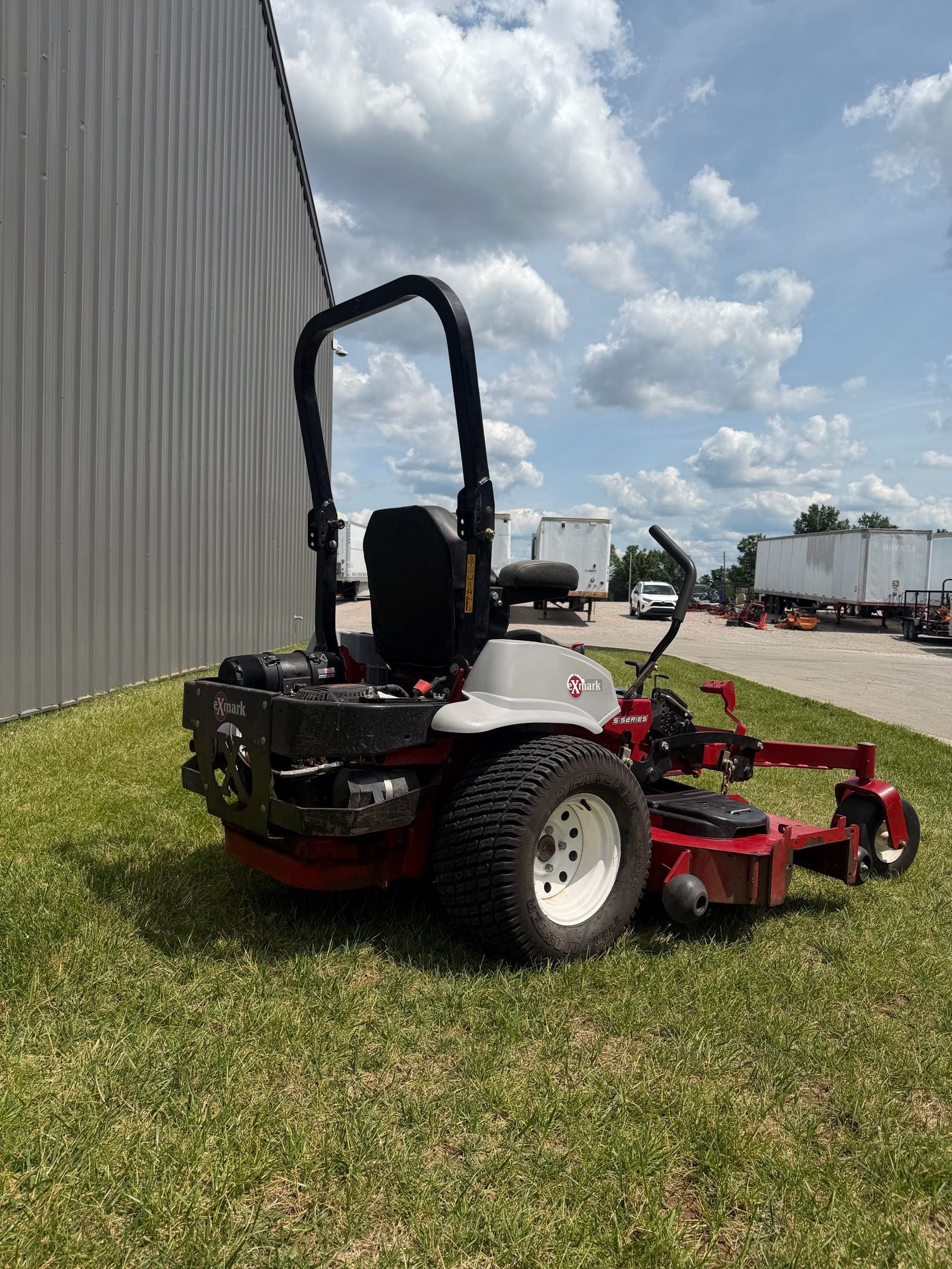2022 Exmark Lazer Z Series S 72” Zero Turn