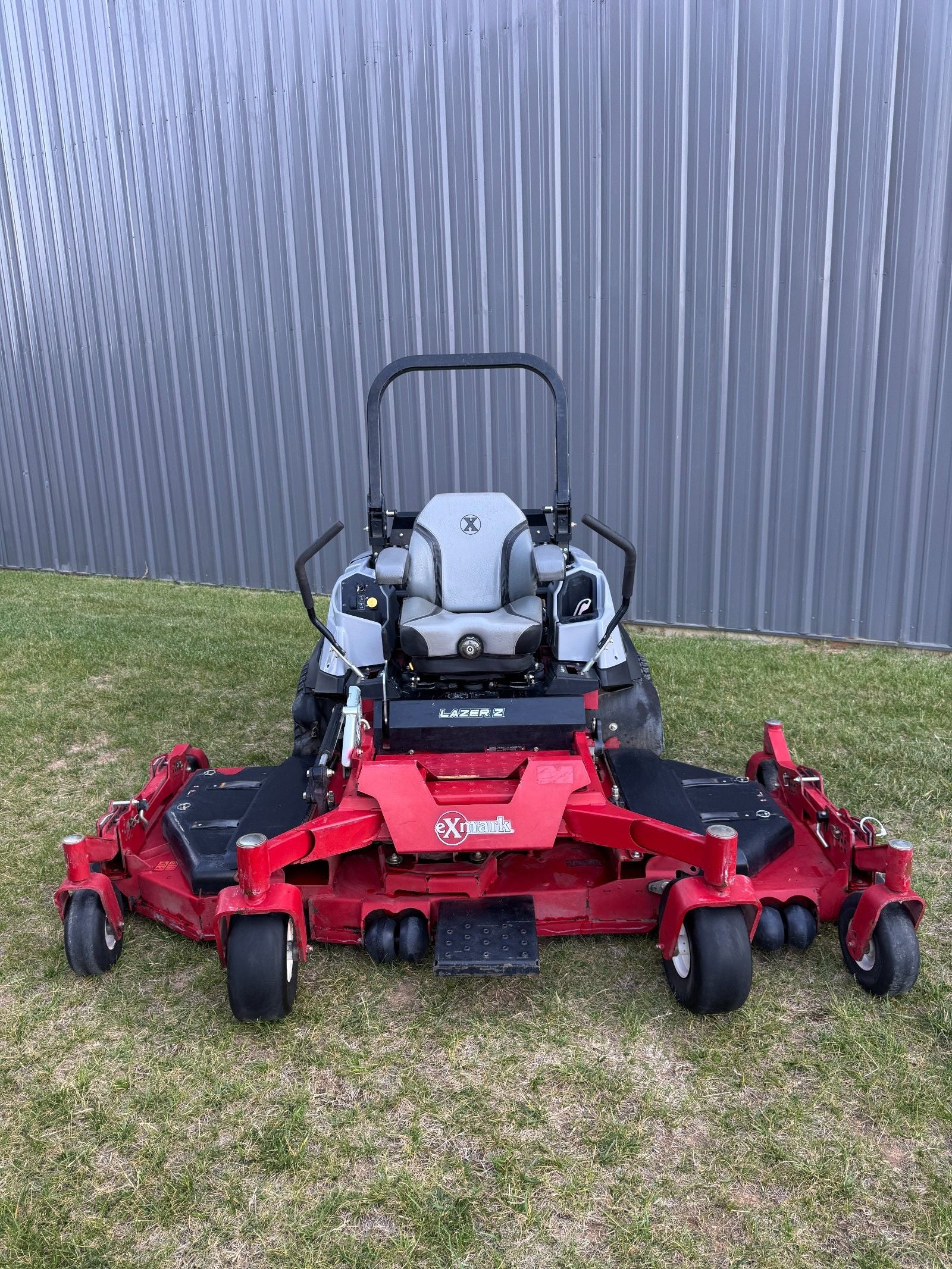 Exmark Lazer Z Diesel Batwing 96” Zero Turn