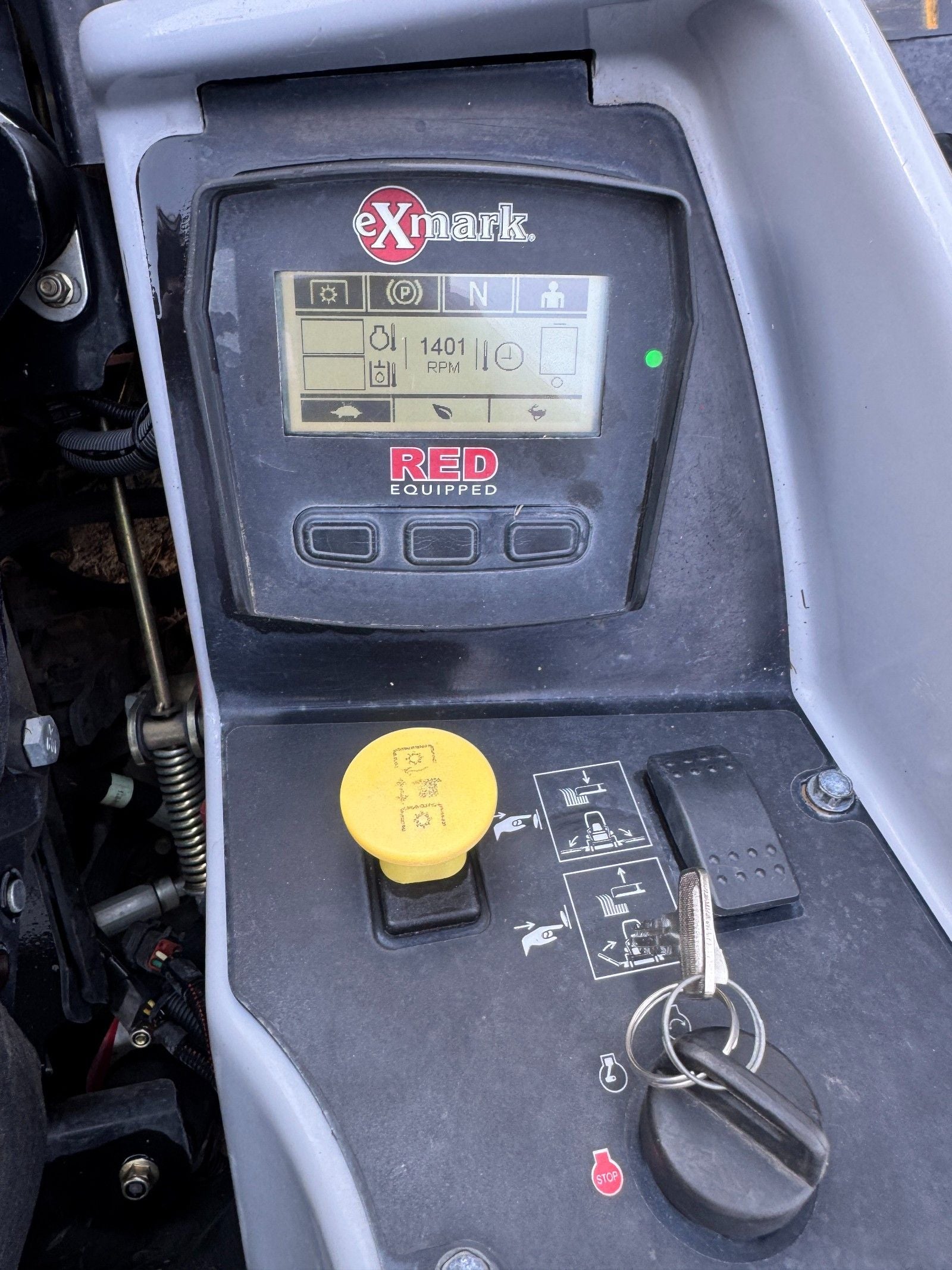 Exmark Lazer Z Diesel Batwing 96” Zero Turn