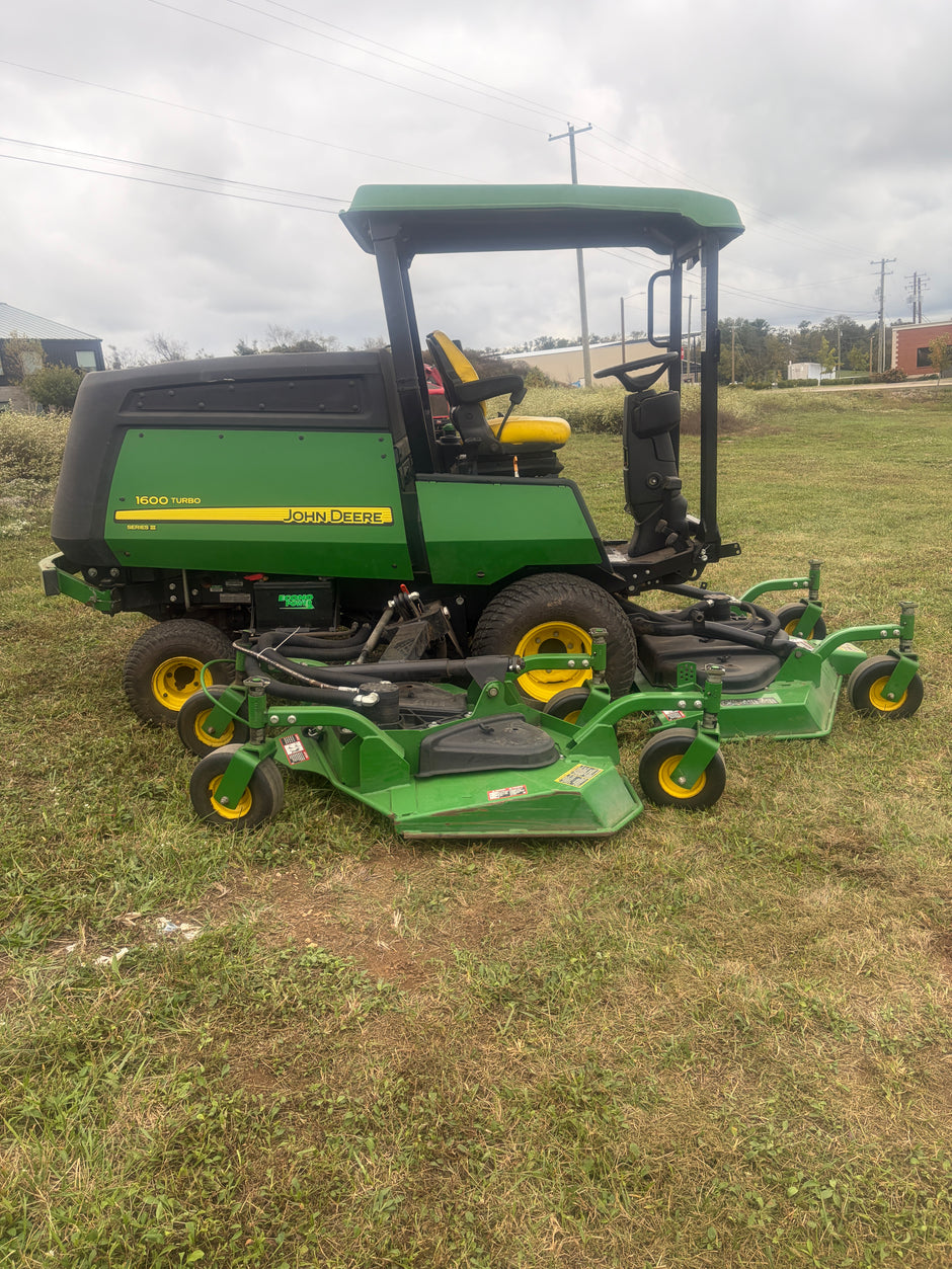 2019 John Deere 1600 Turbo Series III 128