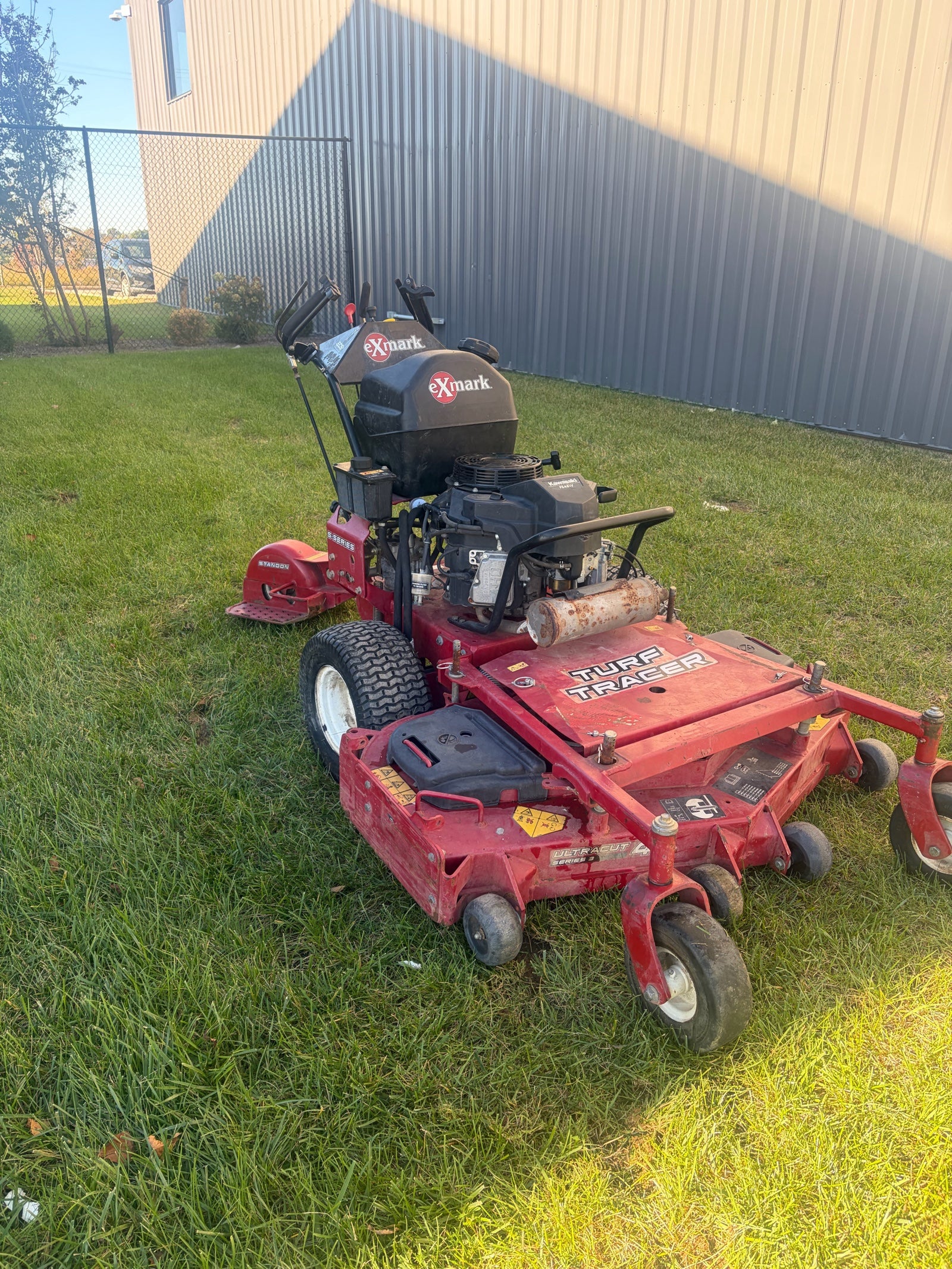2021 Exmark Turf Tracer S-Series 48