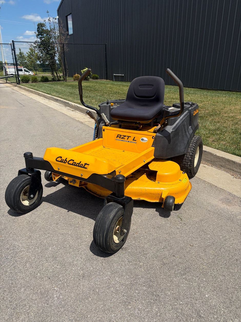Cub Cadet RZT L 52