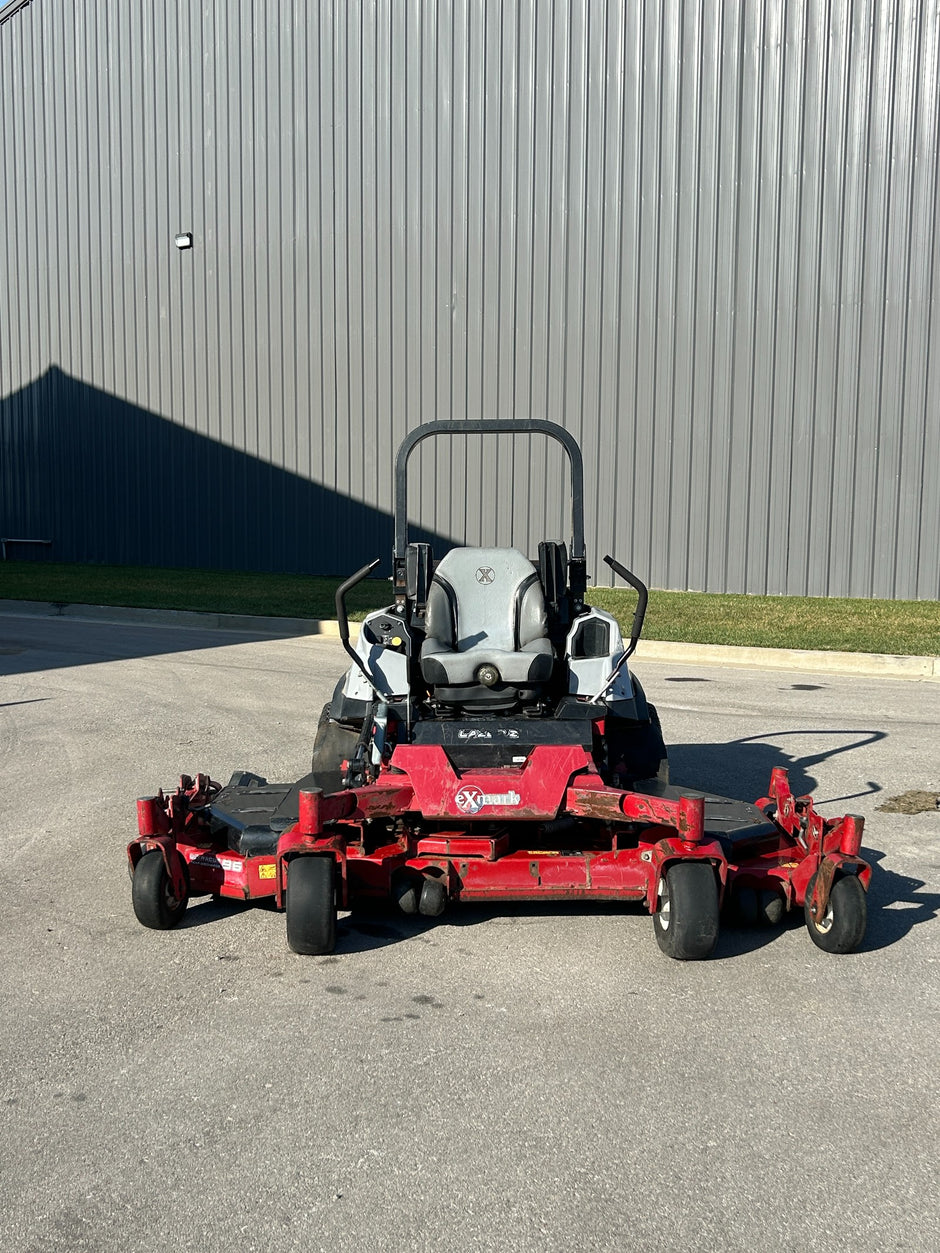 37 2020 Exmark Lazer Z Batwing 96" Zero Turn